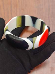 Luxury Designer Resin Bangles for Ladies Lightweight Polished Jewelry for Festive Wear Modern Outfits and Gifting - Product Image 3