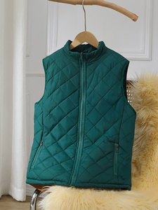 Wholesale Plain <b>Men</b> Hooded Puffer <b>Vest</b> <b>Heat</b> Reflective Lining Zipper Pockets - Product Image 1