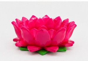Vase de table en céramique brillante en forme de lotus, design zen asiatique, récipient décoratif pour centre de table de mariage ou événement à domicile - Product Image 5