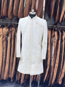 Bata blanca bordada de manga larga con cuentas de perlas y diseño de fénix, cuello alto, ropa formal - Product Image 5