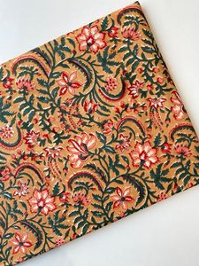 Tela de Algodón Ligera con Estampados Florales, de Secado Rápido, Ideal para Confección de Vestidos Infantiles y Ropa de Protección Solar - Product Image 3