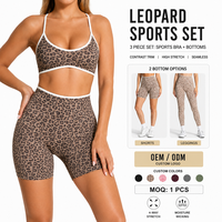 Tenue de fitness personnalisée 2026 à imprimé animal, respirante et légère, avec crop top à bordure contrastante et short taille haute sculptant