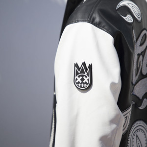 Chaquetas Bomber de Invierno con Parche de Letras Bordadas Personalizadas, Regalos para Graduados 2026, Estilo Unisex con Logos, Sudadera con Capucha, Ropa Urbana Resistente al Viento - Product Image 4