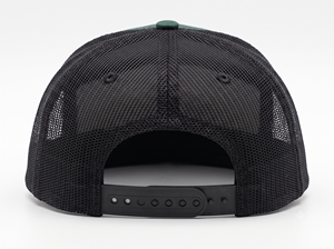 Casquette de baseball trucker 7 panneaux en cuir gaufré personnalisé, visière plate structurée, dos en maille, fermeture snapback, respirante, vente en gros OEM - Product Image 5