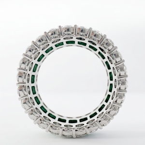 Anillo de Diamantes con Corte Redondo y Esmeralda en Platino PT950 |   Joyería de Diamantes con Certificación IGI de 10.18 CT - Product Image 6
