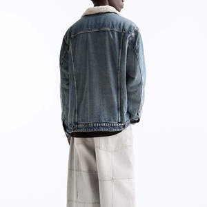 Veste en jean unisexe de qualité supérieure NESTA SPORTS, profil élégant, coutures renforcées, idéale pour un style décontracté et la vente en gros de vêtements - Product Image 3