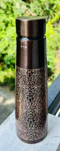 Bouteille d'eau en cuivre au design unique, 100 % cuivre pur, fabriquée à la main, bouteille à boire traditionnelle pour la maison, le bureau, la salle de sport, le yoga et les voyages - Product Image 6