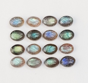 Cabochon de labradorite 8*6 mm, forme ovale, pierre précieuse bleue chatoyante, pierre précieuse en vrac, labradorite de qualité supérieure pour la fabrication de bijoux - Product Image 1