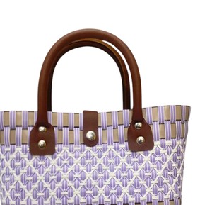 Sac et sac à main tissés en corde plastique au design moderne, faits à la main, avec poignées en cuir, élégants pour femmes, pour la plage et le shopping estival - Product Image 2