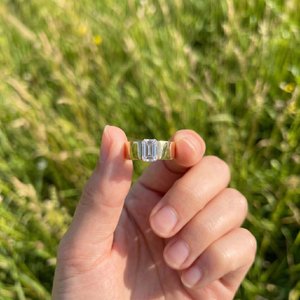 Anillo de Plata 925 con Moissanita, Corte Brillante Redondo, Engaste de Garras, Estilo Hip Hop, Joyería Fina Brillante, Regalo Elegante y Moderno para Mujer - Product Image 2
