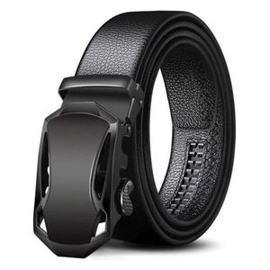 Ceinture en cuir véritable tressé de qualité supérieure avec boucle ardillon argentée, durable et résistante, idéale pour veste décontractée et style quotidien masculin - Product Image 1