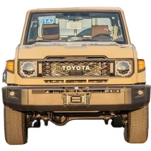 Toyota LC79 Pickup 2025, 4.0L Diésel Turbo, Automática, 4x4, R20, Nueva, Techo Panorámico Izquierdo, Asientos de Cuero, Interior Oscuro - Product Image 1
