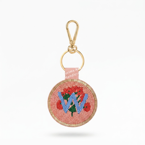 Colgante de bolso y llavero artesanal con diseño de rebanada de pizza bordada con peporones, accesorio divertido con temática de comida, venta al por mayor - Product Image 4