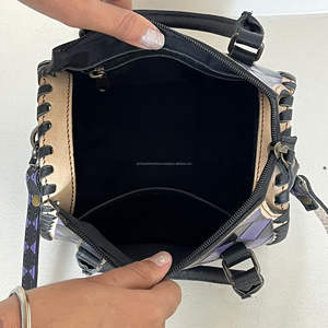 Nouveauté 2026 Sac de voyage Speedy petit format en cuir marbré violet et noir, fait main, tendance, sac bandoulière de voyage pour unisexe - Product Image 6