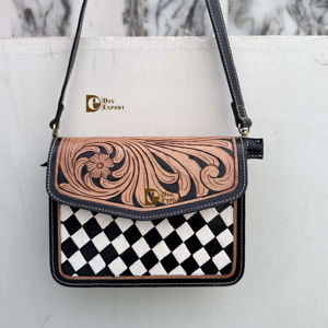 Bolso de Hombro de Cuero Tallado a Mano de Diseño Exclusivo al por Mayor, Estilo Bohemio Gitano, Hecho a Mano, con Patrón de Damas de Reino Occidental - Product Image 1