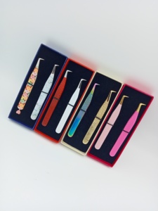 Ensemble de pinces à cils professionnelles de qualité supérieure, 6 pièces, multicolores, avec boîtes de rangement personnalisées, pinces à cils en forme de cœur - Product Image 3
