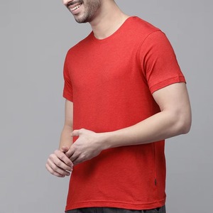 T-shirt pour homme en coton uni de haute qualité, col rond, manches courtes, t-shirt d'été décontracté, tissu respirant et doux, logo personnalisé OEM - Product Image 5