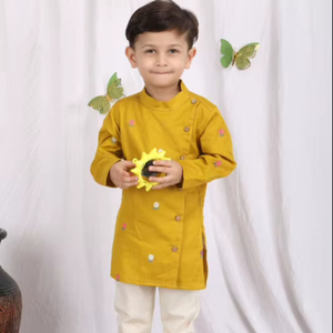 Ensemble kurta jaune moutarde, vêtements ethniques pour enfants, tenue traditionnelle, vêtements de fête, long kurta pyjama, vêtements élégants - Product Image 1