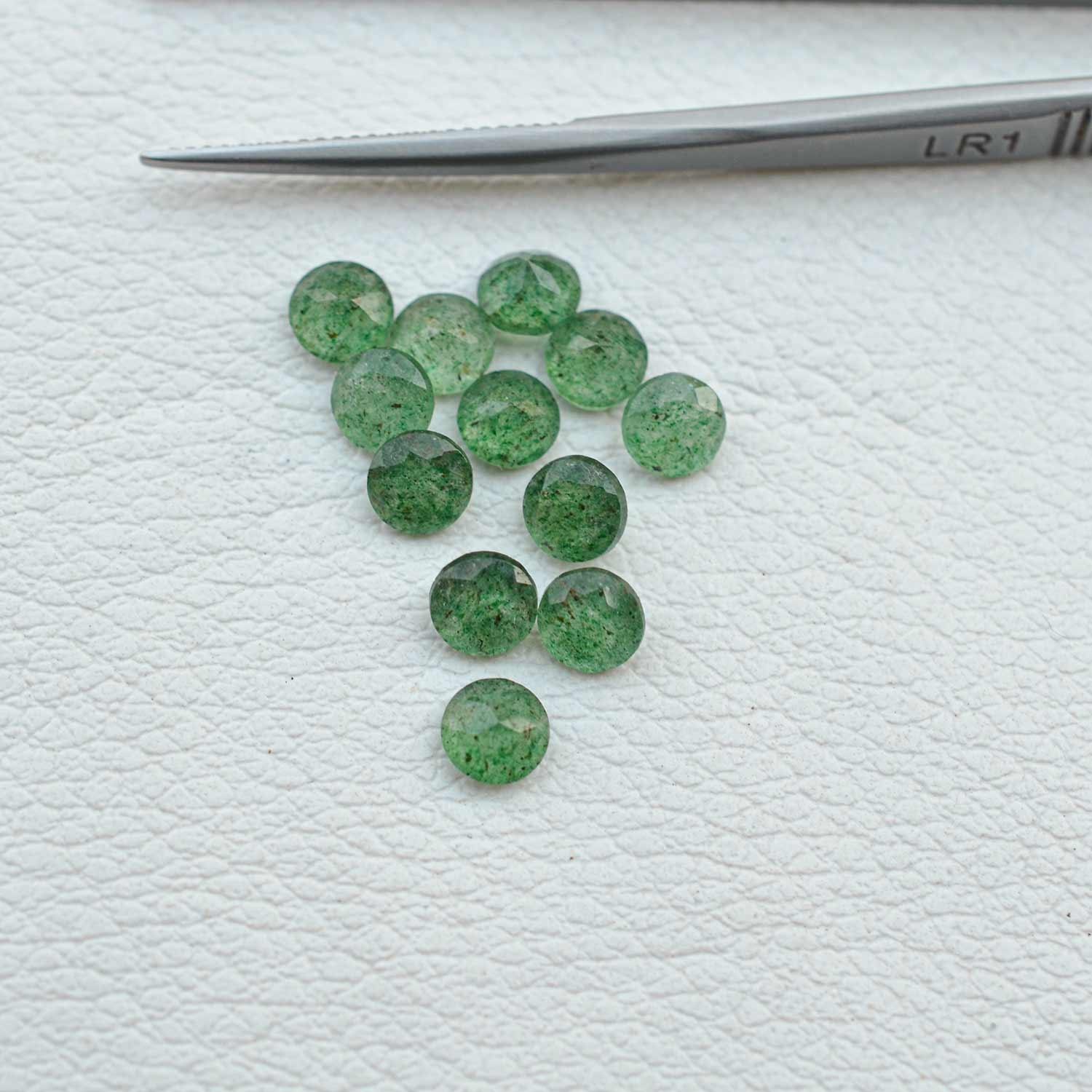 สีเขียว