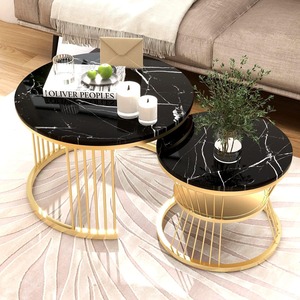 Mesa de Centro Moderna de Lujo en Madera Contrachapada con Superficie de Aspecto Mármol y Base de Listones Metálicos Dorados, Mesa de Salón Contemporánea - Product Image 4