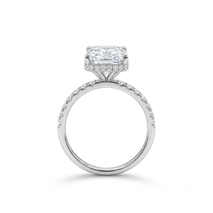 Anillo de compromiso de diamante de laboratorio con corte radiante de platino y halo oculto, anillo de compromiso de diamante de corte radiante personalizado con halo oculto - Product Image 5