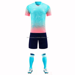 Nouveaux maillots de football imprimés par sublimation personnalisables-100% polyester couleurs et logos personnalisés ensembles d'uniformes d'équipe de service OEM - Product Image 2
