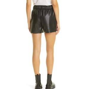 Shorts de Cuero Genuino de Vaca de Alta Calidad para Mujer, con Bolsillos Personalizados OEM, Estilo Urbano y para Exteriores - Product Image 3