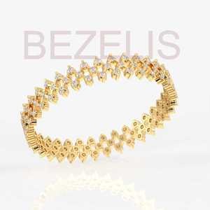 Bracelet jonc géométrique éblouissant en diamant de laboratoire rond, or rose 14 carats, finition polie, glamour ultime - Product Image 2