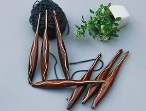 Ganchillo de Madera Pulida Hecho a Mano, Material Ecológico y Sostenible, Seguro para Estándares de Producción Ecológicos - Product Image 2