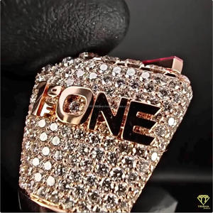 Bague de championnat Hip Hop personnalisée Big N Richs en moissanite pour hommes, or rose 14 carats, sertie de diamants baguette et ronds - Product Image 2