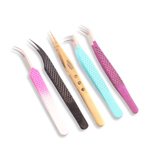 Pinzas para Extensión de Pestañas de Acero Inoxidable con Punta de Fibra Antiestática y Duradera, con Logotipo Personalizado al por Mayor, 90 Grados - Product Image 1
