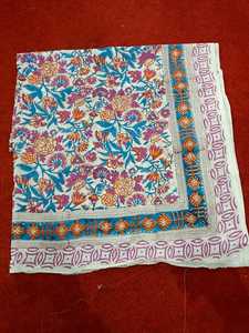 ผ้าพันคอผ้าฝ้ายสีชมพูอ่อนสำหรับผู้หญิง พิมพ์ลายดอกไม้ด้วยมือ ผ้าคลุมไหล่สำหรับฤดูร้อน ผ้าพันคอฮิญาบ ผ้าพันคอแบบผูก - Product Image 2