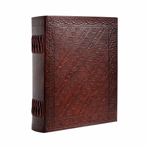 สมุดบันทึกปกแข็งลายเข็มทิศทำมือยุคใหม่ ปกกระดาษลายนูน - สมุดบันทึกการเดินทางสไตล์วินเทจ สมุดวาดภาพเปล่า กระดาษขอบหยัก - Product Image 2