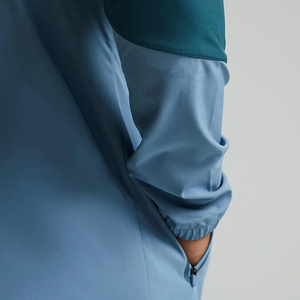 Ropa Deportiva Transpirable Resistente al Agua para Senderismo y Entrenamiento OEM Chaqueta Cortavientos de Poliéster para Hombre - Product Image 3