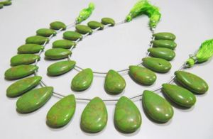 Perles en turquoise cuivrée verte, forme poire, lisses, taille 12x20mm, brin de 8 pouces de long - Product Image 4