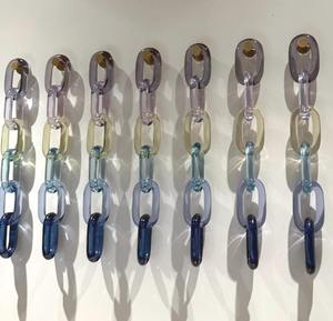 Chaîne décorative murale en résine sur mesure pour la maison et le bureau – Maillons de chaîne en résine haute transparence, diverses couleurs disponibles - Product Image 2