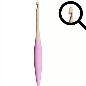 Crochet ergonomique en bois de bambou personnalisable en gros outils de tricot pour travaux d'aiguille - Product Image 5