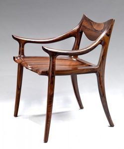 Sillón de Madera Maciza Hecho a Mano de Lujo, Diseño Escultural Moderno de Mediados de Siglo, Acabado en Madera de Palisandro - Product Image 3
