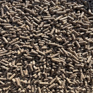 Granulés de bois dur en gros : prix compétitif, qualité constante, rendement thermique élevé, faible humidité et alimentation en combustible fluide - Product Image 6