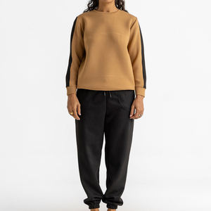 Sudadera de cuello redondo para mujer, diseño moderno, informal, para invierno, color negro y tostado, 100% algodón, forro polar ecológico en la parte delantera - Product Image 6