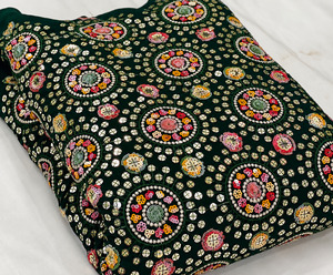 Tissu en velours pour robe, tissu en velours brodé, tissu brodé de sequins, tissu en dentelle perlée, vêtements de mode, vente en gros, acheteur américain - Product Image 6