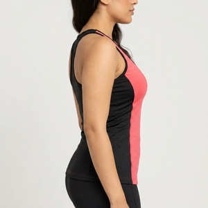 Camisetas sin mangas funcionales para mujer, ropa deportiva sin mangas adecuada para rutinas activas, camisetas sin mangas para mujer para entrenamiento y uso casual. - Product Image 3