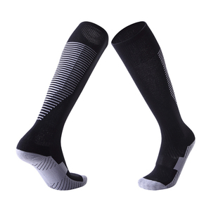 High Quality <b>Custom</b> <b>Grip</b> Football Anti-Slip <b>Socks</b> Cotton Bamboo Fiber Spring Youth Sport Soccer Athletic <b>Socks</b> Men - Product Image 2