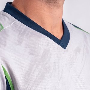 Maillot de lacrosse personnalisé pour homme avec logo et nom personnalisés, col en V - Product Image 5