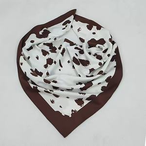 Pañuelo de Seda Satinada Cuadrado de 23 Pulgadas, 2025, Pañuelo para la Cabeza, Pañuelo para el Cuello, Transpirable, de Secado Rápido y Ecológico - Product Image 1