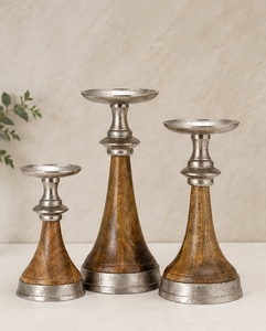 Ensemble de 3 bougeoirs vintage en bois avec base métallique pour décoration de table de mariage, événement ou banquet - Product Image 5
