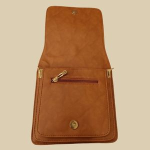 Sac bandoulière brodé au point Crewel du Cachemire – Design floral tournesol et dahlias en daim marron foncé - Product Image 2