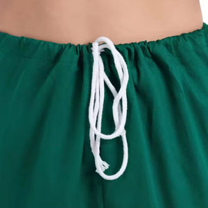 Tenues médicales extensibles de haute qualité pour hommes, uniformes d'infirmiers sur mesure, ensembles de blouses médicales sur demande - Product Image 4