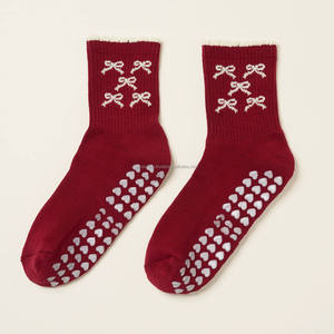 Women’s Non <b>Slip</b> High Ankle Pilates Socks Jacquard Floral Pattern Breathable Cotton Ideal for Yoga Indoor Gym Pastel Colors - Product Image 6