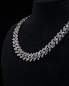 Collier chaîne en moissanite taille brillant, style Cuban Link Iced Out, bijoux hip-hop de luxe pour homme, idéal pour les mariages - Product Image 5